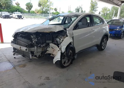 2018 Honda Hr-V Lx z USA, uszkodzony, nr VIN 3CZRU6H36JM707108